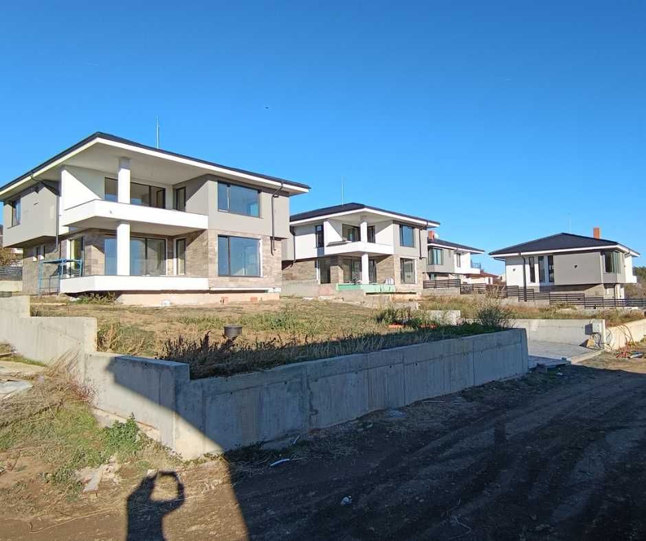 Продава се Къща в Стара Загора, Студентско градче - 230 кв.м за 1200 €/кв.м - Снимка #8