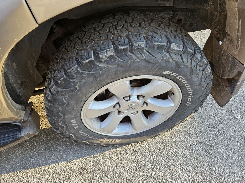 Гуми BF Goodrich 265 65 17 dot 07/19