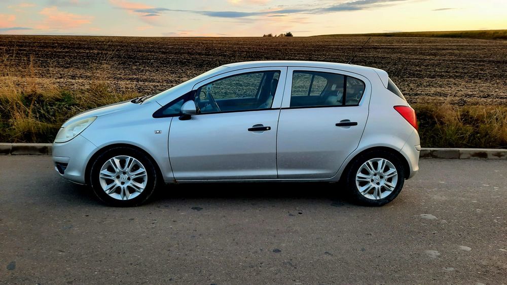 Opel Corsa D 1.2 -  2010