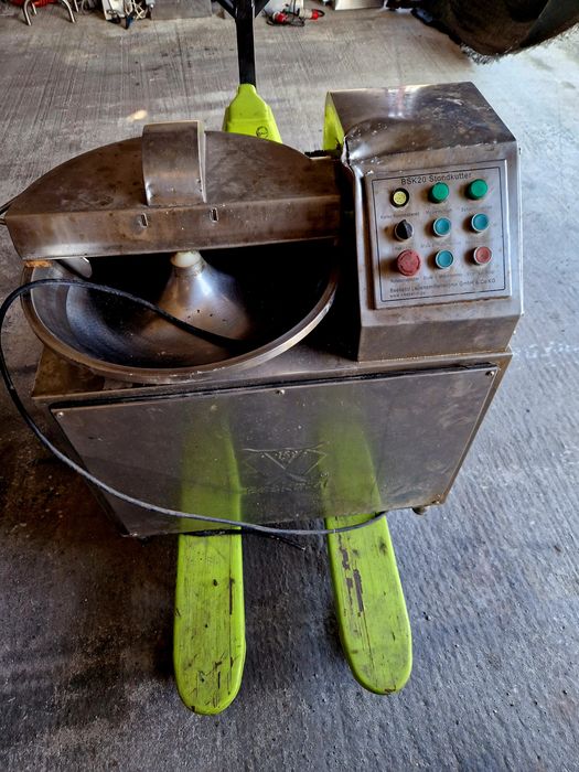 Mașina de tocat și amestecat profesionala BSK-20, cutter