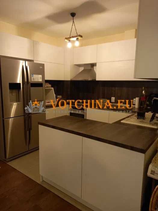 Продава се Тристаен апартамент в Варна, Бриз - 120 кв.м за 1889 €/кв.м - Снимка #3