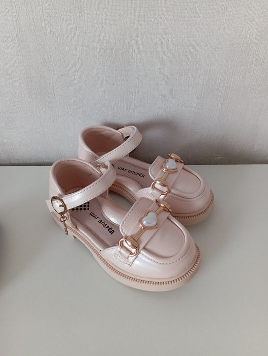 Туфельки на девочку