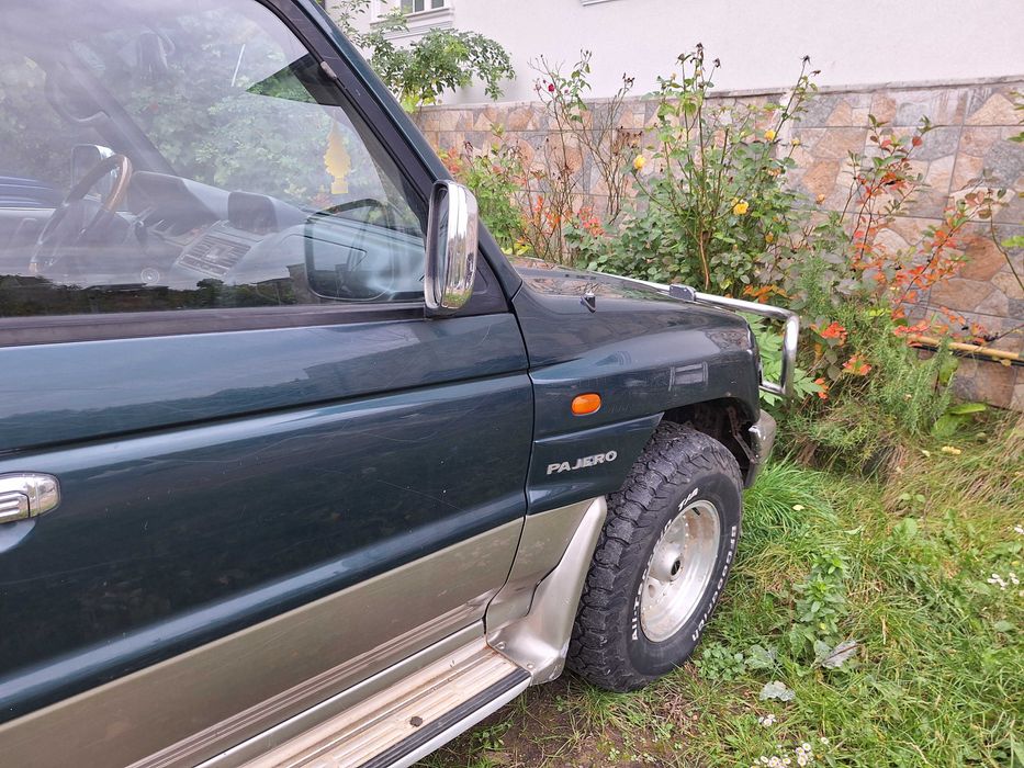 Mitsubishi pajero 2.8 td an 2000