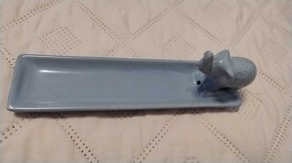 Suport lumânare și betișor parfumat, model elefant