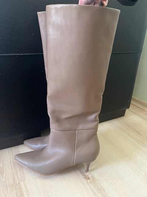 Високи ботуши Мохито, размер 38-39, нови с етикет