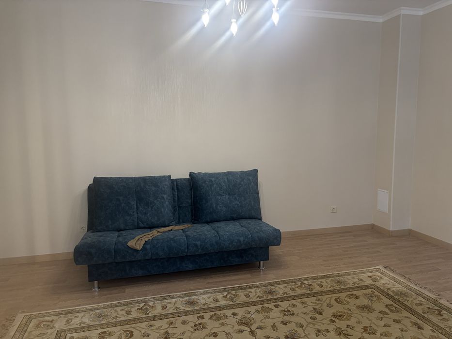 Продам 1 к квартиру жк alpamys