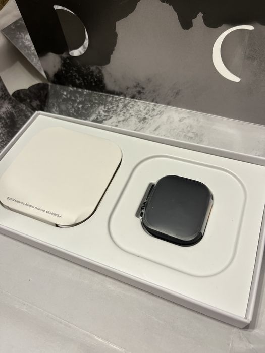 Apple Watch Ultra 2 (GPS+Cellular)49mm Titanium— Чисто Нов, запечатан