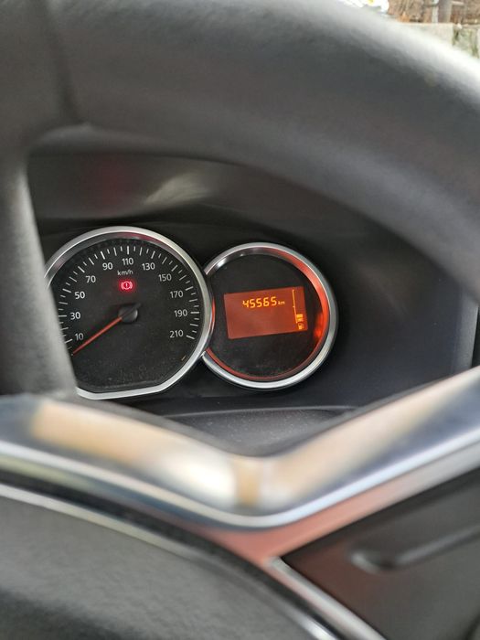 Dacia Sandero, motorizare benzina 75cp
