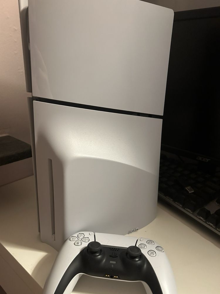 Продавам Playstation 5 с гаранция