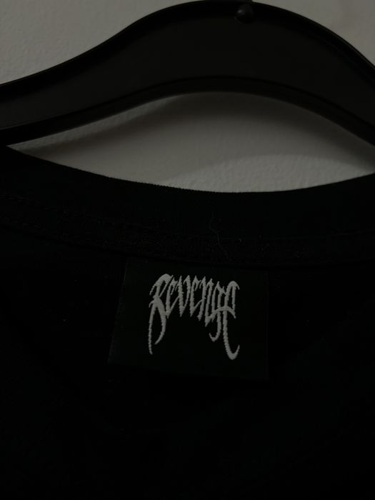 Tricou Revenge x Playboi