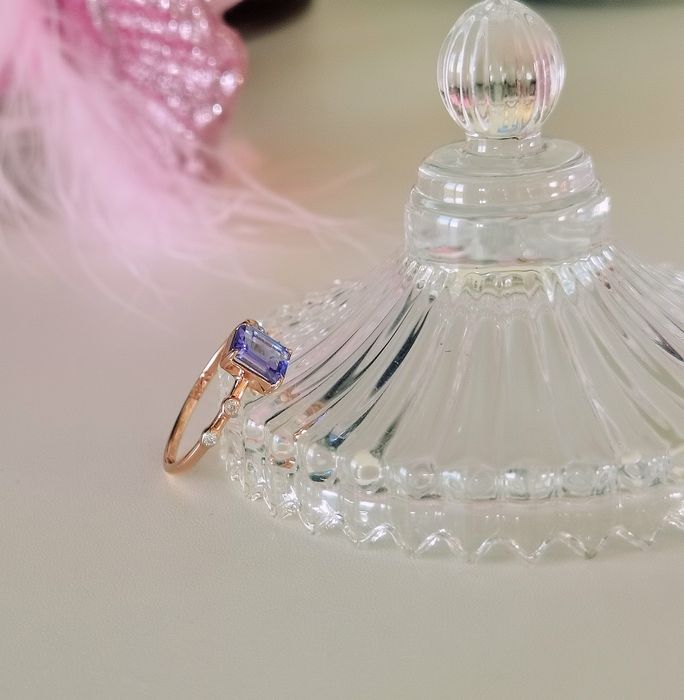 Inel din aur roz de 14K cu Tanzanit natural și diamante naturale