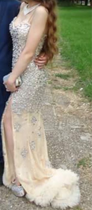 Бална рокля с камъни Jovani