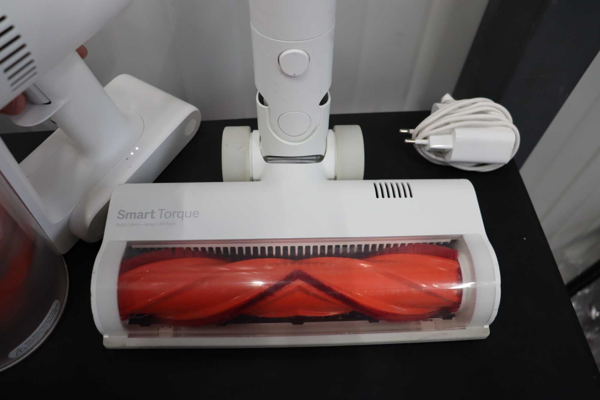 Вертикална прахосмукачка Xiaomi Vacuum Cleaner G10