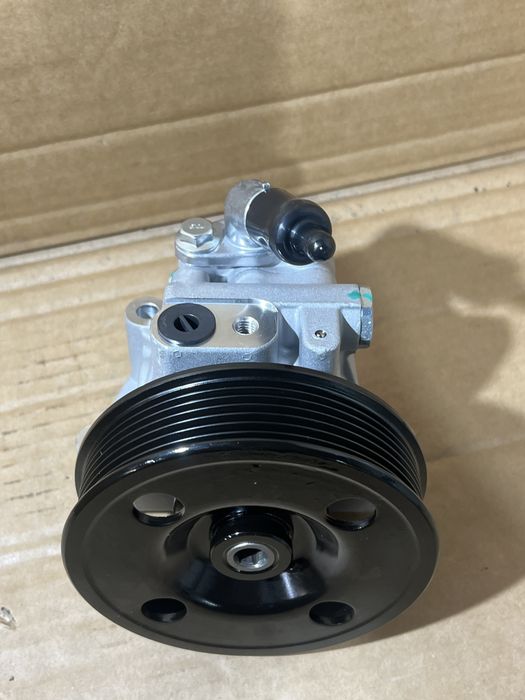 Pompa servodirectie ford transit 2,2 tdci