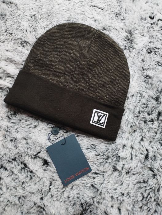 Căciulă Louis Vuitton