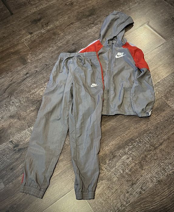 Детски винтидж анцуг Nike