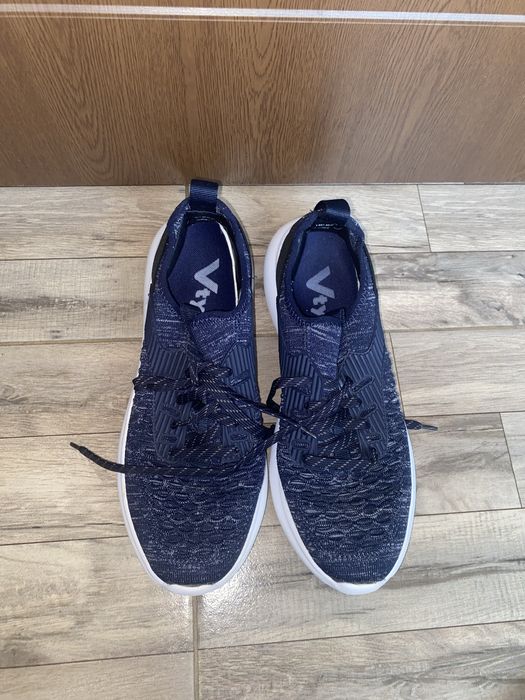 adidași bărbătești VTY, mărimea 43