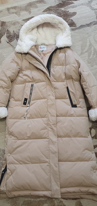 Зимняя  куртка холофайдер  , новая .