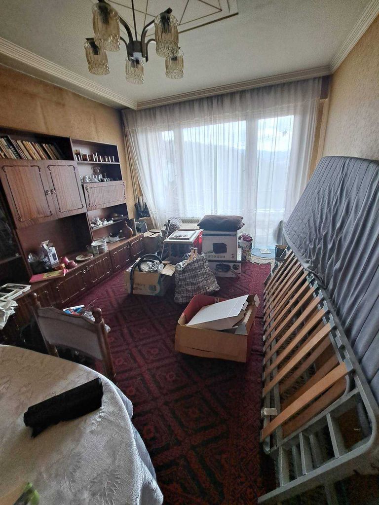 Продава се Четиристаен апартамент в Перник, Изток - 91 кв.м за 1264 €/кв.м - Снимка #17