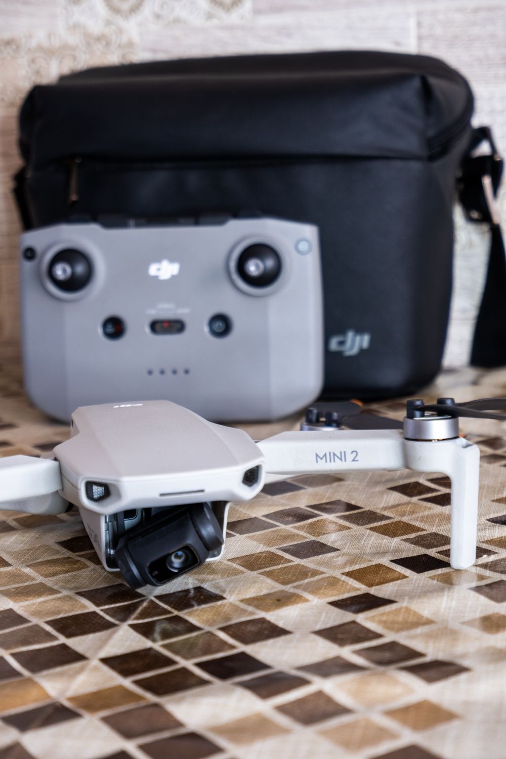 Квадрокоптер DJI mini 2 Fly More Combo + Защита пропов, три аккумуля.