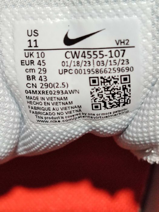 NIKE AIR, adidași mărimea 45, interior talpă 29 cm