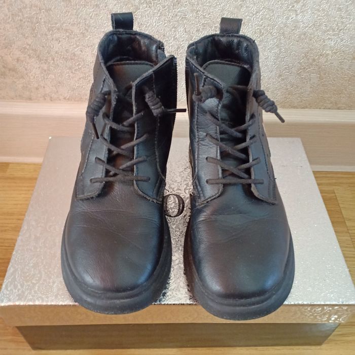 Ботинки осенние детские