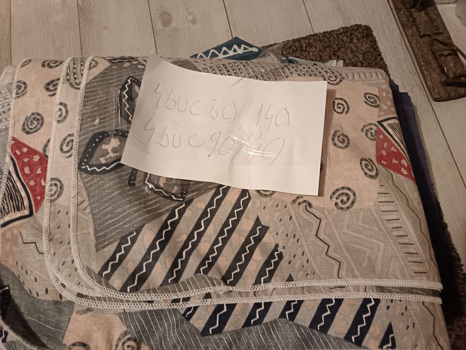 Vând perdele/perdeluțe pentru cort rulote