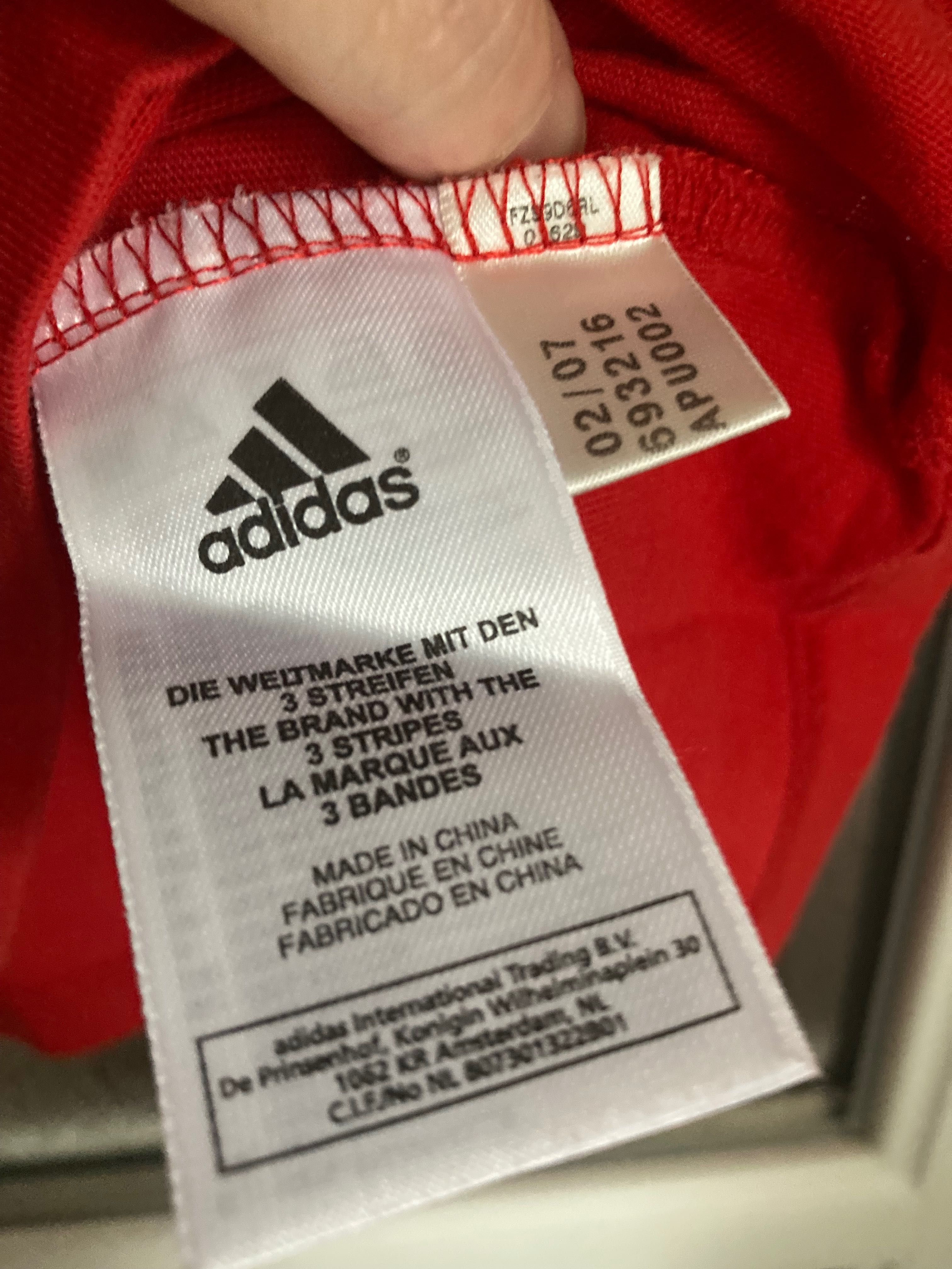 Tricou Adidas de colecție!