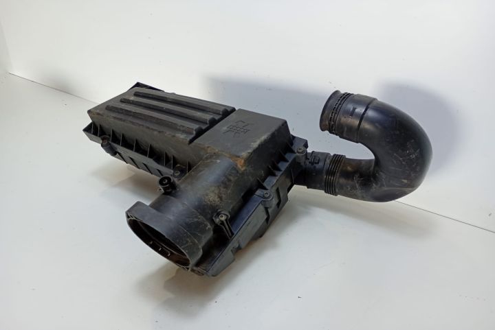 Carcasa filtru aer 3C0129620A Volkswagen VW Passat CC prima generatie