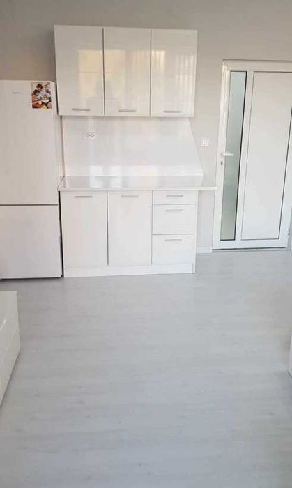 Продаваме Тристаен Апартамент Във Света Тройца.