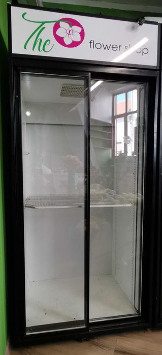 Vitrină Frigorifică