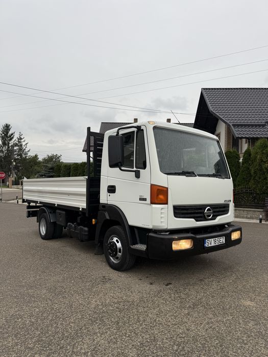 Nissan Atleon 35-15