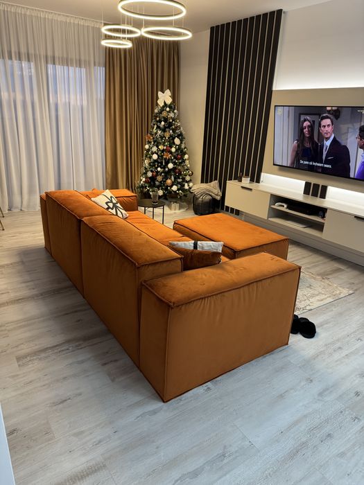 Vand canapea modulara stofa si taburet