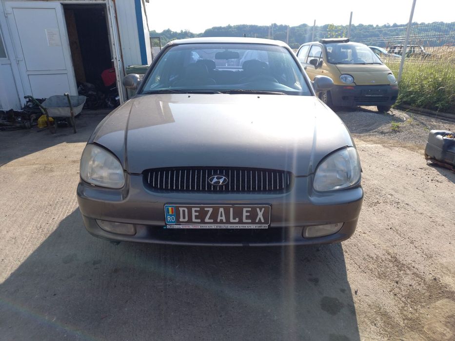 Dezmembrari HYUNDAI SONATA 2.5i V6 an 2001