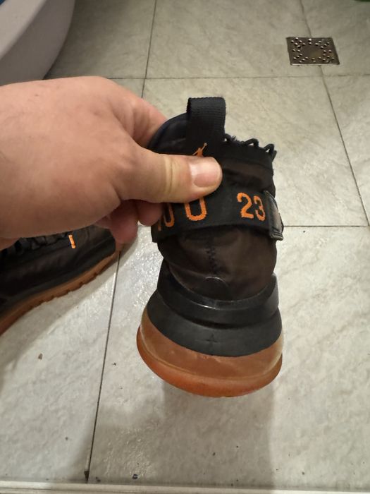 De vanzare nike air 720