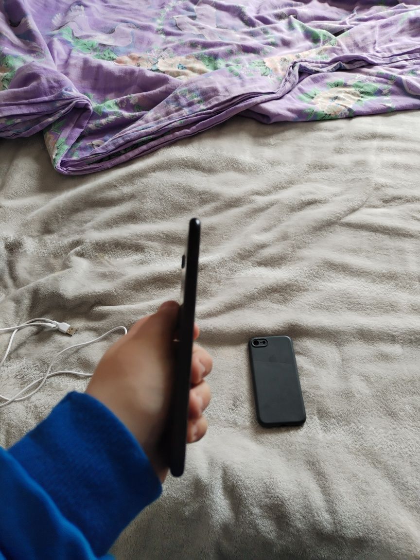 Iphone 7 с нова батерия