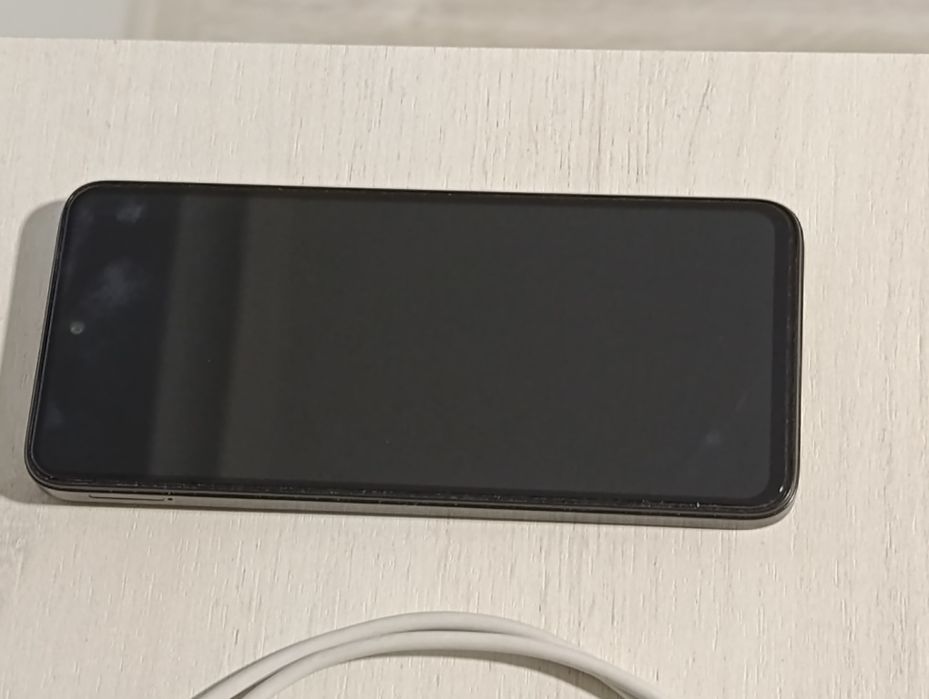 Продавам   Xiaomi Redmi  13 128 Гб