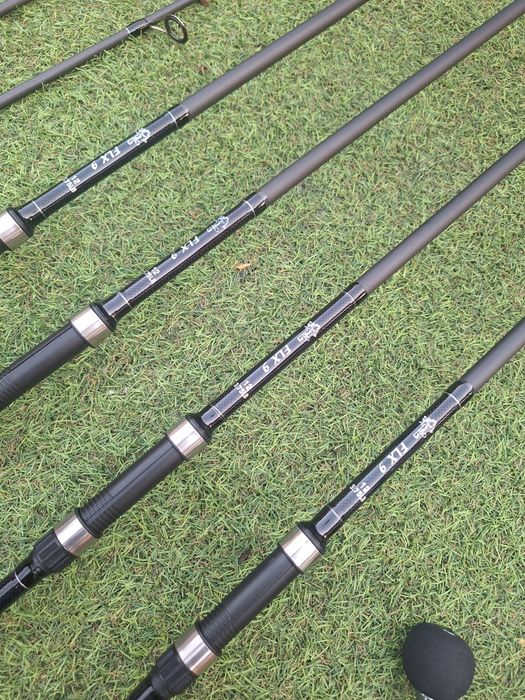 Set 4 Lansete Crap Pro FLx 9  3.60m 3.75 LBS 2 tronsoane Lbs + 4 Mulin