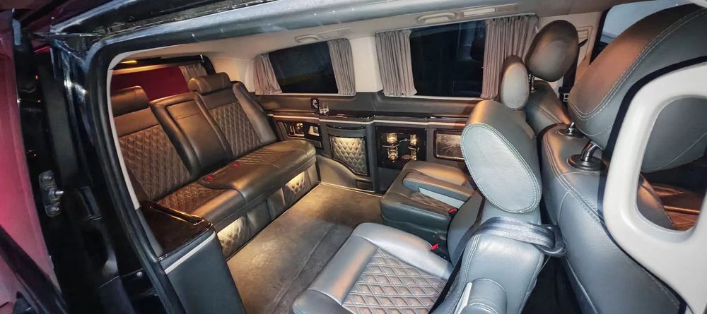 Mercedes-Benz Vito Mercedes-Benz Limuzina VIP – 2016 – 123.000 km – 34.500 €