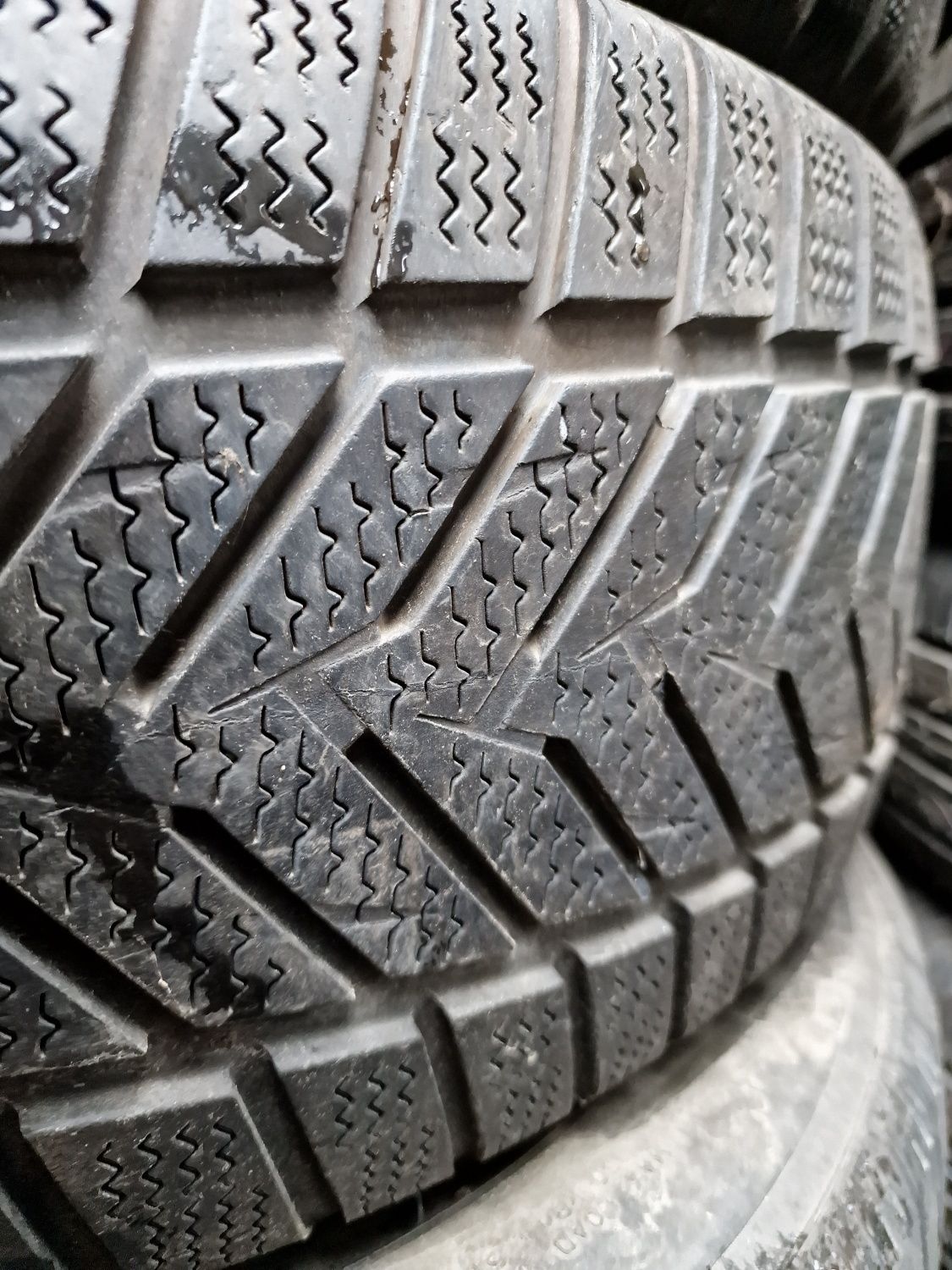 215 50 18 Pirelli Vredestein 8 anvelope iarna