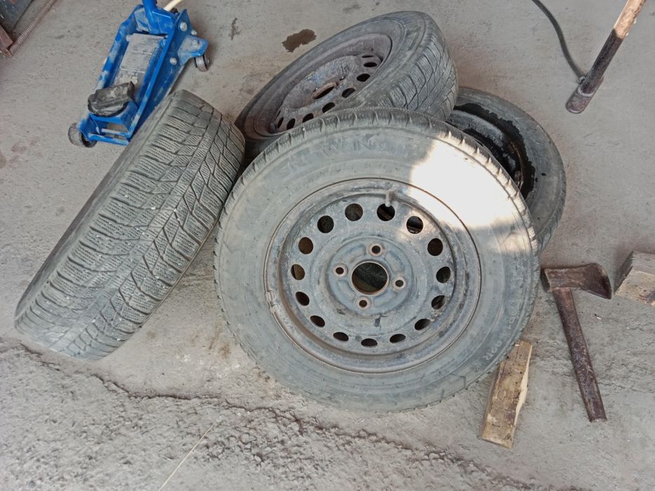 Зимние шины в комплекте