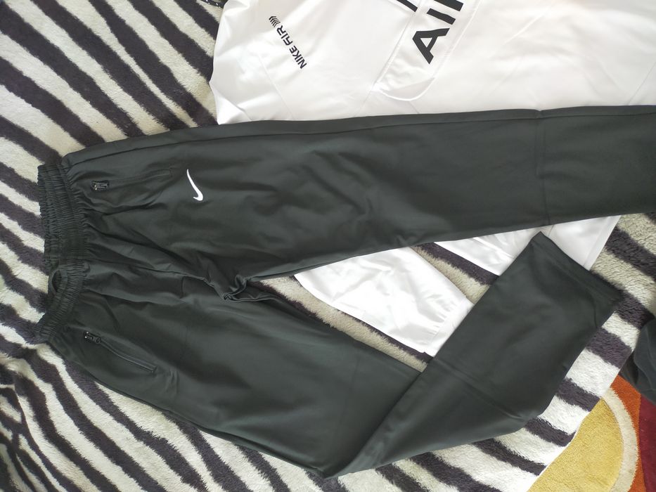 Trening Nike de calitate superioara