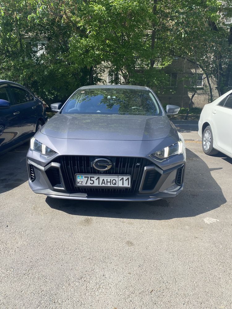 Срочно продам машину GAC EMPOW R