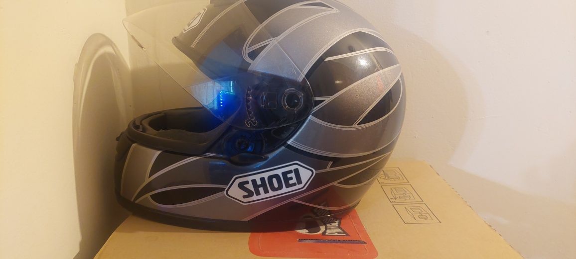 Мото каска за мотор Shoei cx1