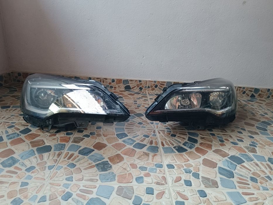 Faruri Opel Astra k de Anglia