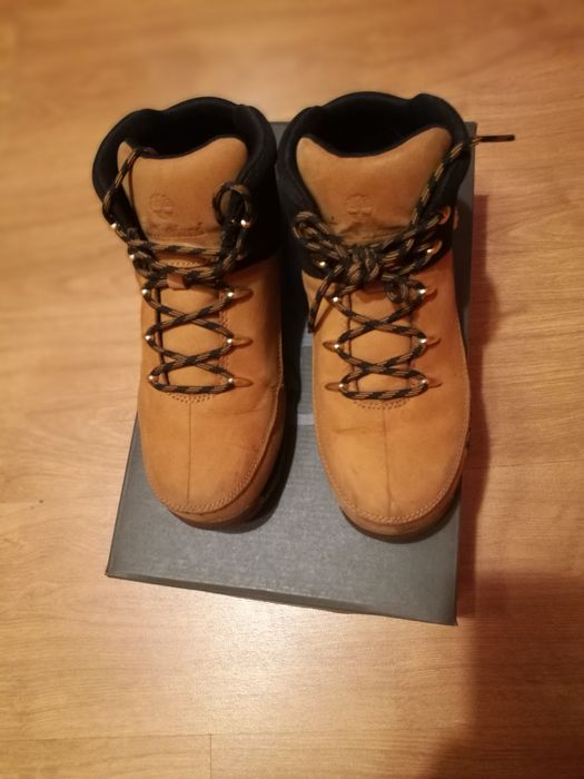 Timberland боти за момче