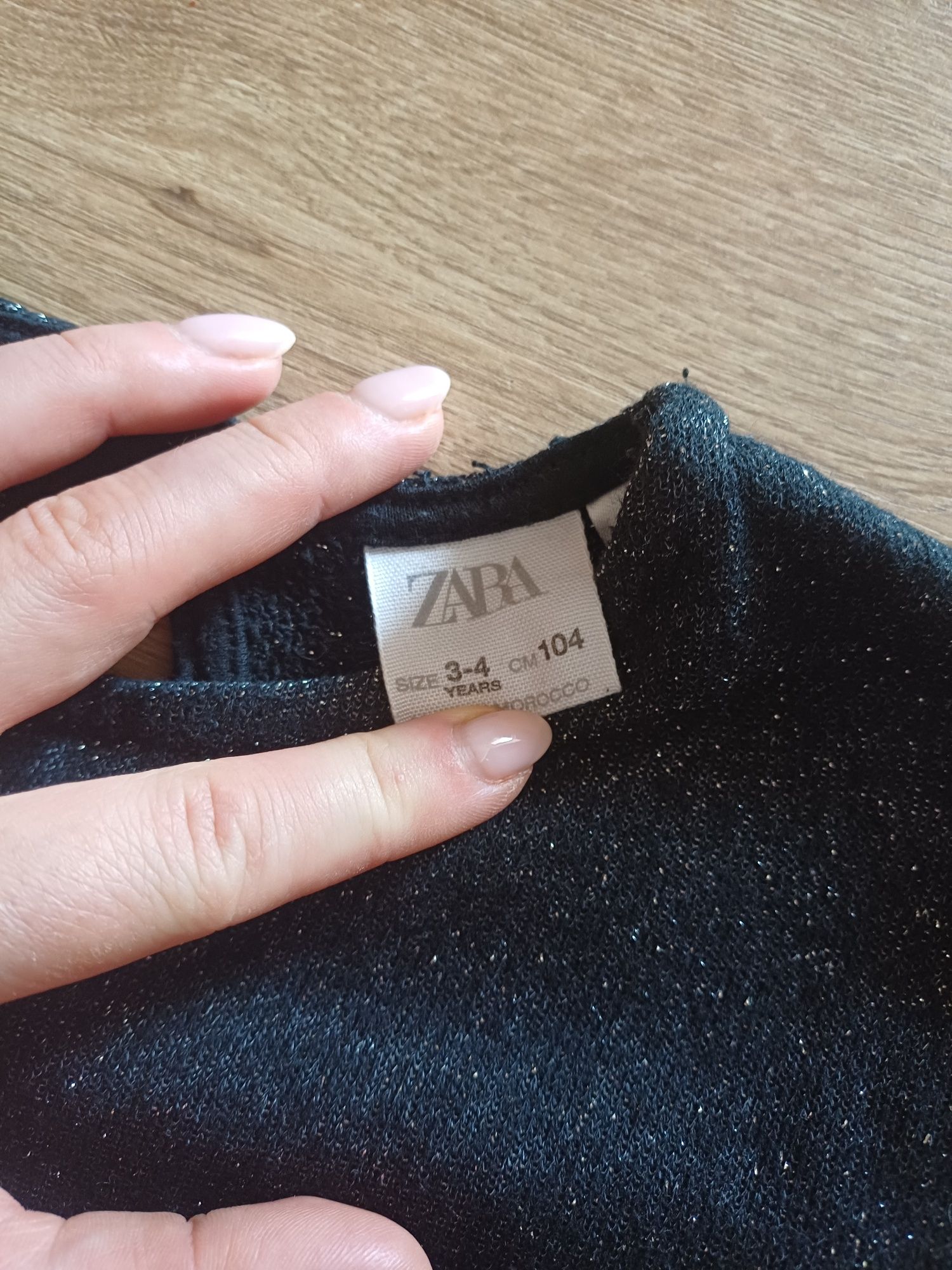 Детски рокликчки Zara и комплект размер 104 см.