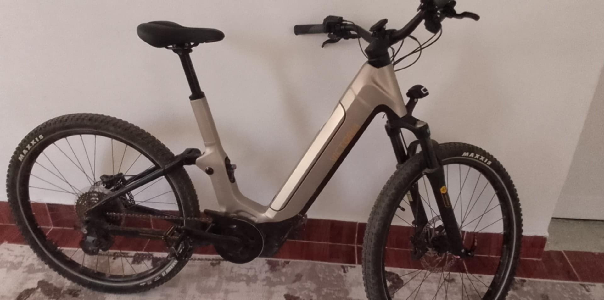 Vând biciclete electrice și una simpla