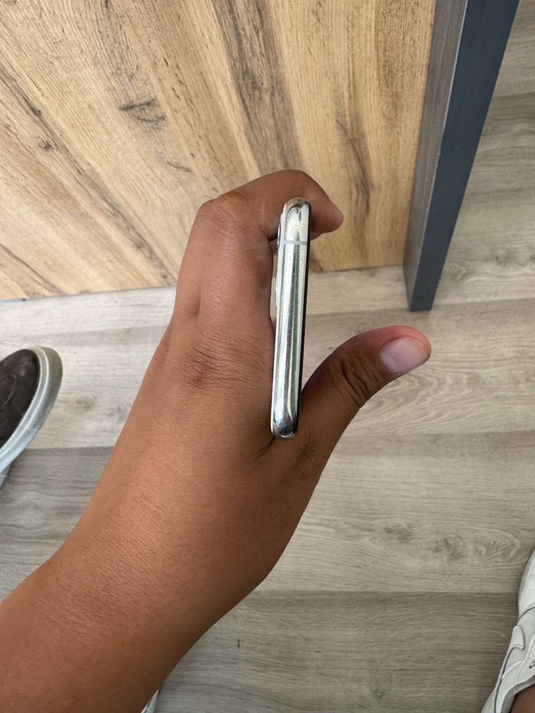 Iphone 11pro sotiladi