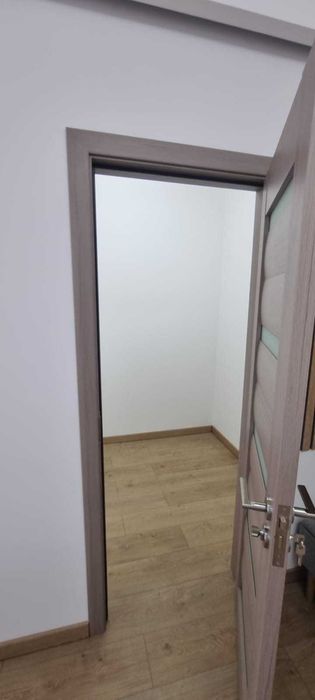 Apartament doua camere de vanzare str.Avram Iancu 344, persoana fizica